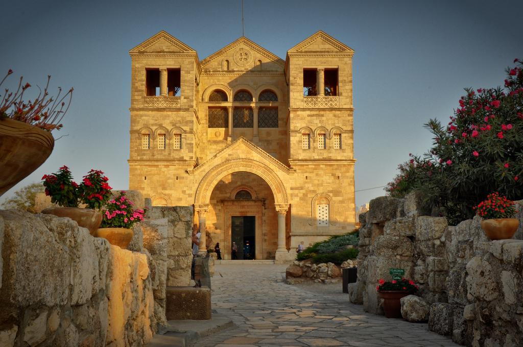 Pearl Of The Valley Hotel Kfar Tavor Esterno foto