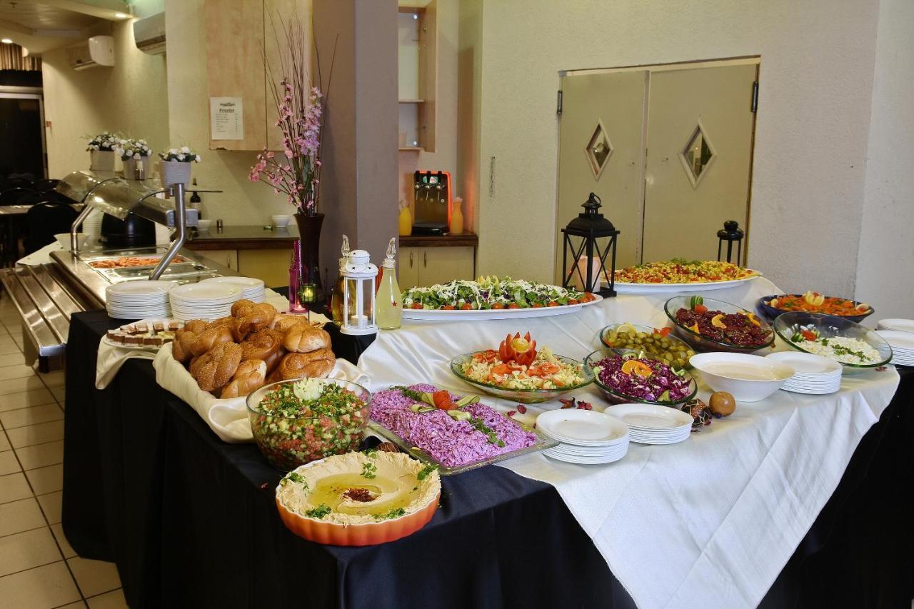 Pearl Of The Valley Hotel Kfar Tavor Esterno foto