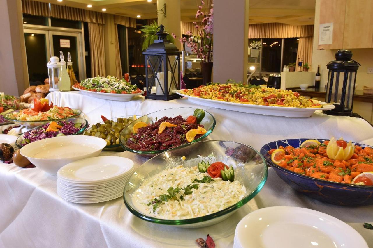 Pearl Of The Valley Hotel Kfar Tavor Esterno foto